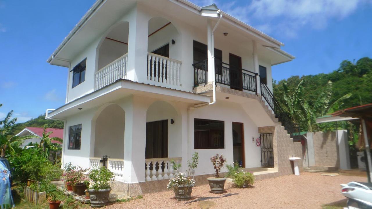 Belle Rose Vue Guest House Baie Sainte Anne Exterior photo