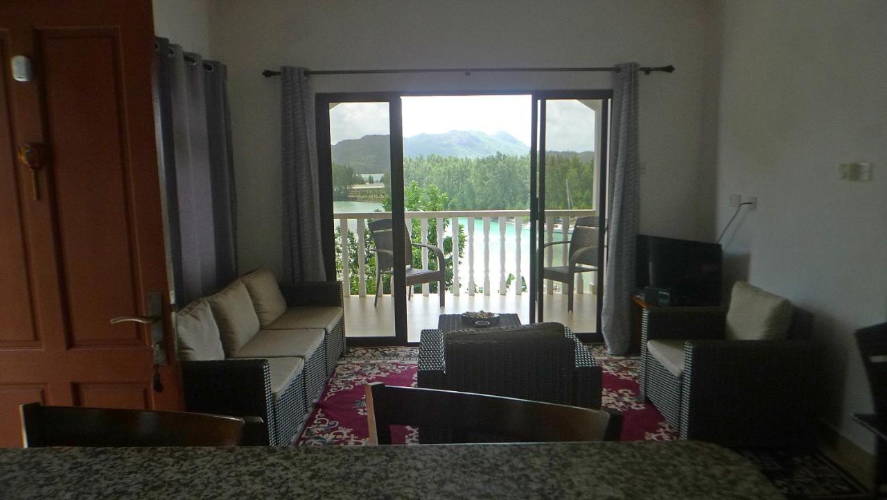 Belle Rose Vue Guest House Baie Sainte Anne Exterior photo