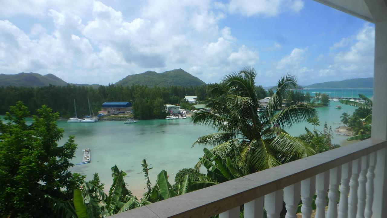 Belle Rose Vue Guest House Baie Sainte Anne Exterior photo